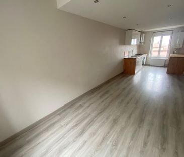 Appartement 2 pièces à louer Chazelles sur Lyon - 42140 / Réf: LA19... - Photo 1