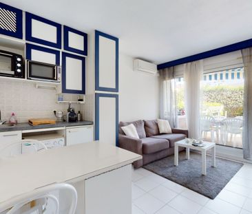 Proche plages et commodités, studio traversant avec coin chambre da... - Photo 2