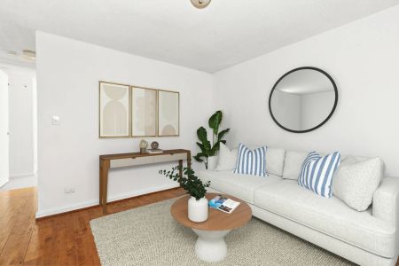 Low-Maintenance Apartment with Stunning Private Courtyard! - Photo 2