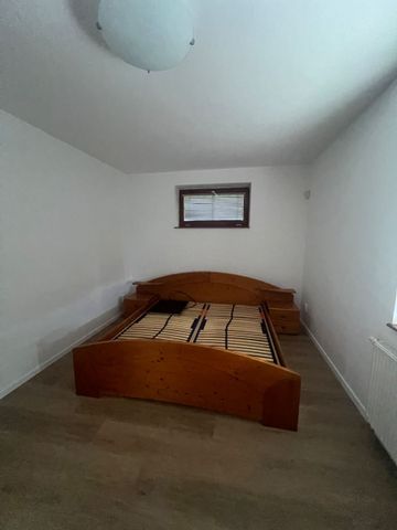 Pronájem bytu 2+1 • 57 m² bez realitkySadová, Statenice - Statenice, Středočeský kraj - Fotografie 4