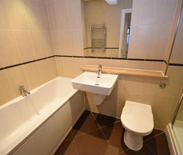 2 bedroom property to rent - Photo 5