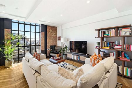 A stylish one-bed apartment in iconic Battersea Power Station development. - Photo 2