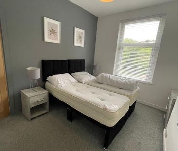 3 bedroom terraced house to rent - Photo 6
