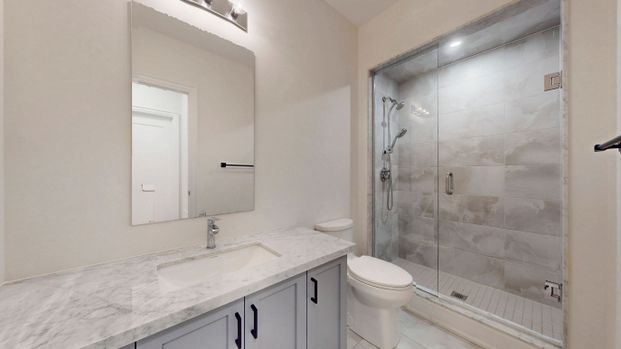 For Lease - 9400 Bayview Avenue, Richmond Hill, Ontario - Photo 1
