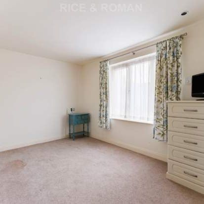 1 bedroom property to rent in Yateley - Photo 1