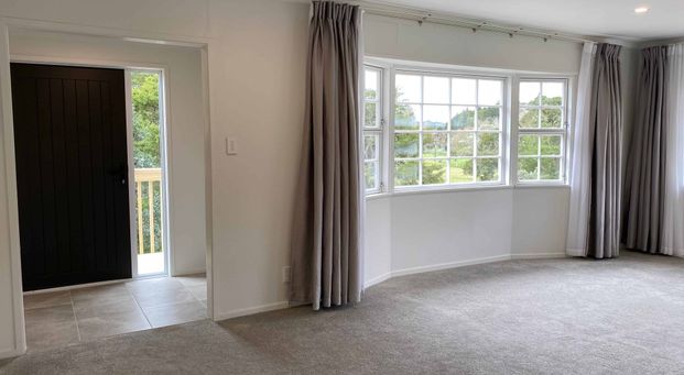 3 Bedroom, 1 Bathroom Home - Paura Bay! - Photo 1