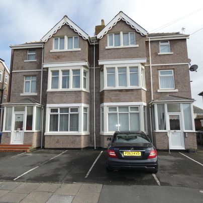 Napier Avenue Flat 1A - Photo 1
