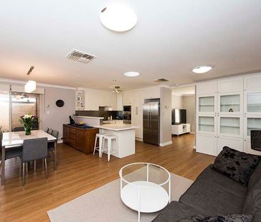 Modern Home HOME OPEN SATURDAY 20 JUNE AT 10.00AM SHARP! - Photo 3