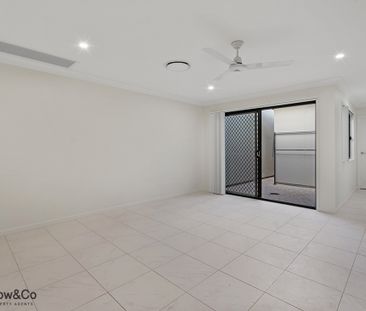 NEAR NEW 3BED HOME WITH DUCTED AIR-CON - Photo 3