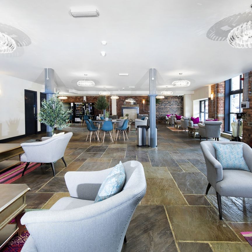 1 Bed Furnished Apartment - Photo 1