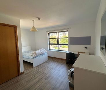 Bedsit, Wanlock Street, G51 - Photo 3