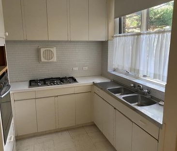 7/8 Mooltan Avenue, ST KILDA EAST - Photo 1