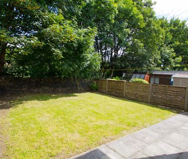 4 bedroom semi-detached house to rent - Photo 6