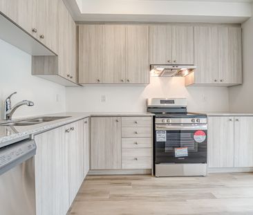 For Lease - 53 Pearen Lane, Barrie, Ontario - Photo 5