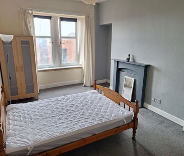 2 Bed Flat, Hathaway Lane, G20 - Photo 2