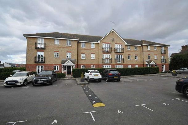 Spencer House, Ensign Close, SS9 - Photo 1