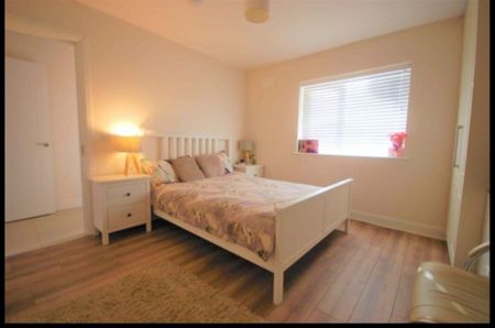 4 Windmill Avenue, Rathcoole, Dublin County, D24KC5D - Photo 2