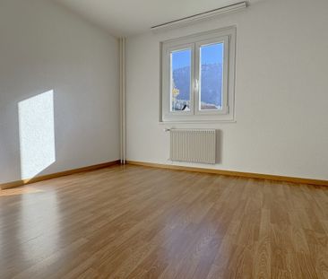 Rent a 3 ½ rooms apartment in Moutier - Photo 6