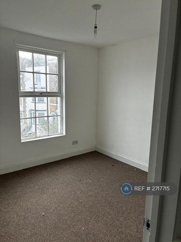 4 bedroom maisonette to rent - Photo 3