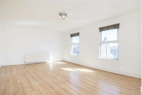 Rathmore Road, Charlton, SE7 - Photo 1