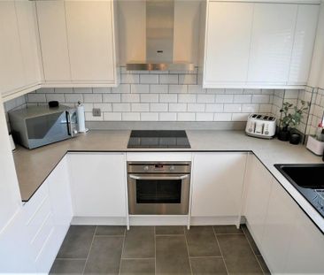 3 bedroom semi-detached house to rent - Photo 6