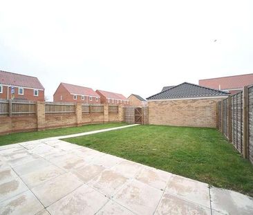 Harrow Drive, Beck Row, Bury St. Edmunds, Suffolk, IP28 - Photo 6