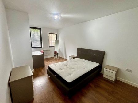 Touthill Place, Peterborough PE1 1FU, Property for rent - Photo 2