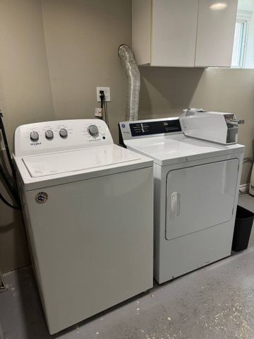 For Lease - 281 The Queensway Drive, Georgina, Ontario - Photo 4