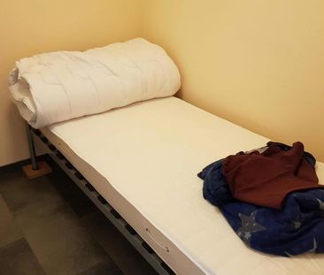 Gemeubelde studio op het gelijkvloers - Photo 6