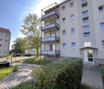 Renovierte 2-Zi.-Wohnung mit Balkon, im Erdgeschoss - Photo 6