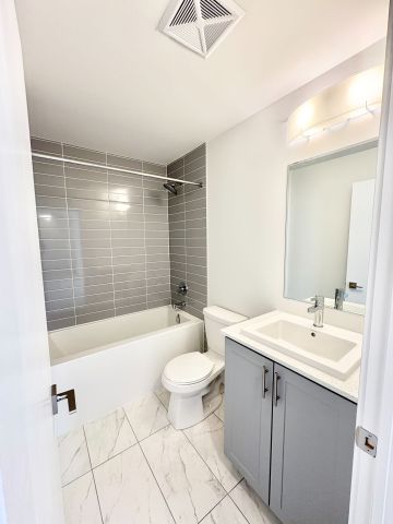 For Lease - 14 Lytham Green Circle Unit# 15, Newmarket, Ontario - Photo 3