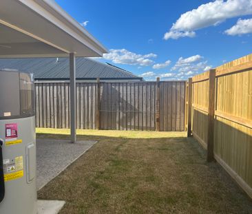 Prime Location, Brand New Duplex with Solar! - Photo 4