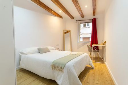 Carrer del Poeta Cabanyes, Barcelona, Catalonia 08004 - Photo 4