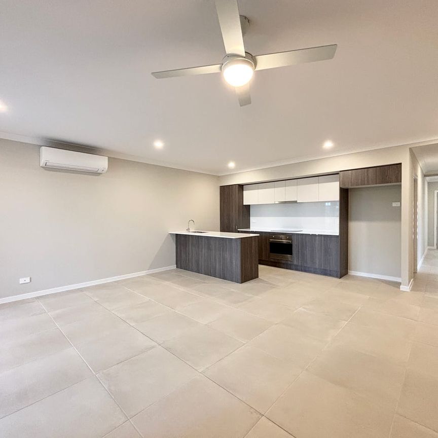 Brand New 4-Bedroom Home in Upper Caboolture for Rent - Photo 1