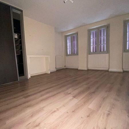 Location Appartement 1 pièce 40m² BESANCON 25000 - Photo 4