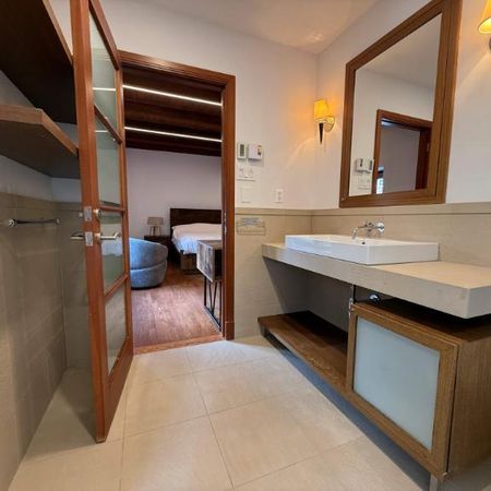 2 CH - 2 SDB - Montréal - $3,295 /mo - Photo 3