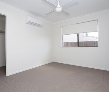 11 Bullock Street, Spring Mountain, Qld 4300 - Photo 4