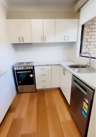 2 bed 1 bath - Photo 4