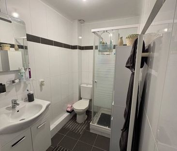 Appartement 2 pièces à deux pas de la gare. - Photo 2