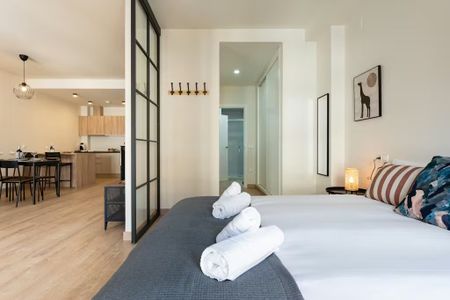 Calle Martínez de la Rosa, Málaga, Andalusia 29010 - Photo 5