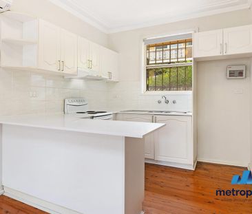 BEAUTIFUL VILLA WITH PRIVATE COURTYARD - Photo 3