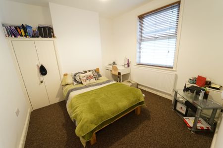 7 Grimsby Terrace, NG3 1DN, NOTTINGHAM - Photo 4