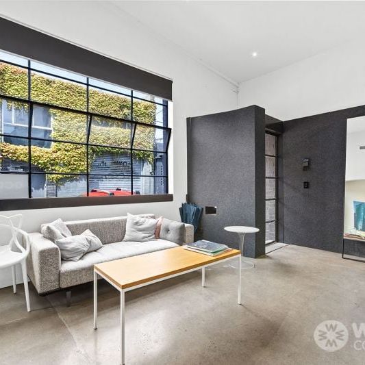 EXCEPTIONAL CREMORNE OFFICE/SHOWROOM - Photo 1