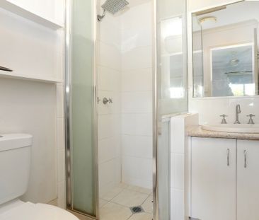 SPACIOUS TOWNHOUSE WITH POOL IN COMPLEX - Photo 4