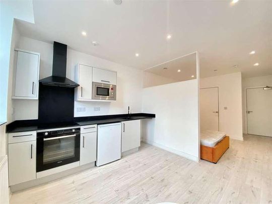 Silver Street, BL9 - Photo 1