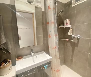 Location Appartement 2 pièces 35m² AUBAGNE 13400 - Photo 3