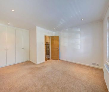 5 bedroom detached house to rent - Photo 5