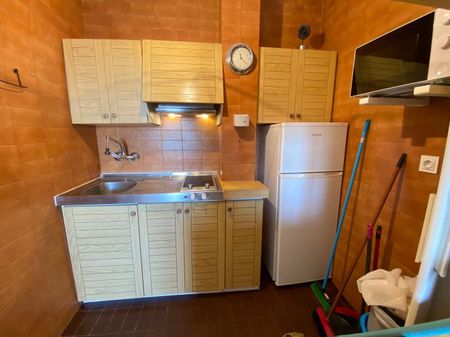 Piso de alquiler en El Putget i el Farró - Photo 4