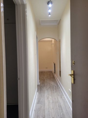 1 Bed Flat, Southampton Street, RG1 - Photo 2