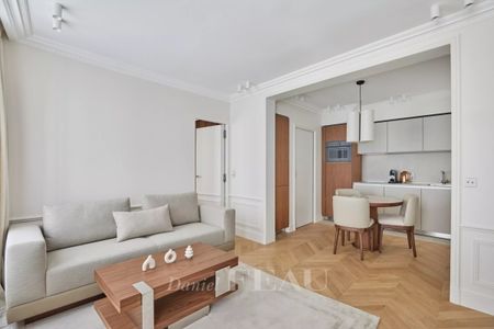 Appartement à louer à Paris 8Ème - Photo 3